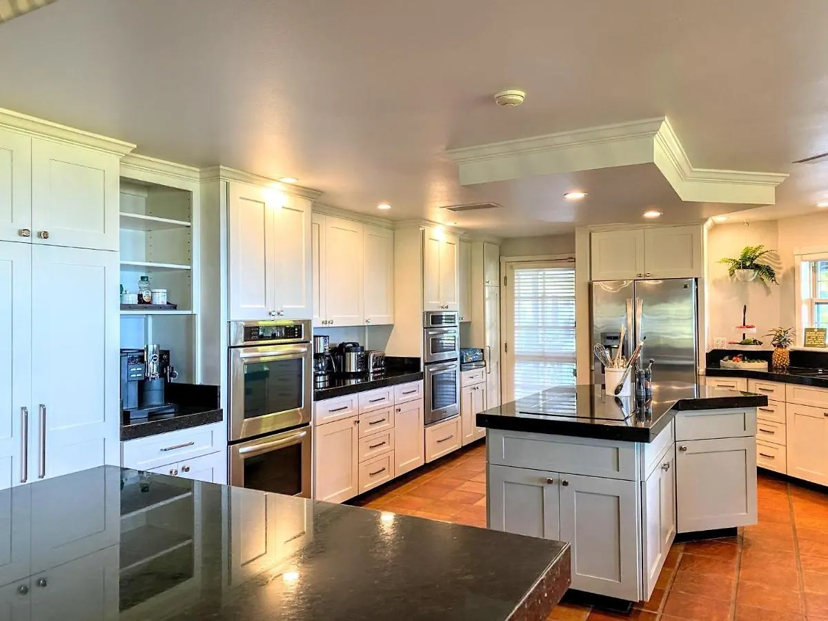 Ohia Kona Estates - An All Suites B&B カラオア