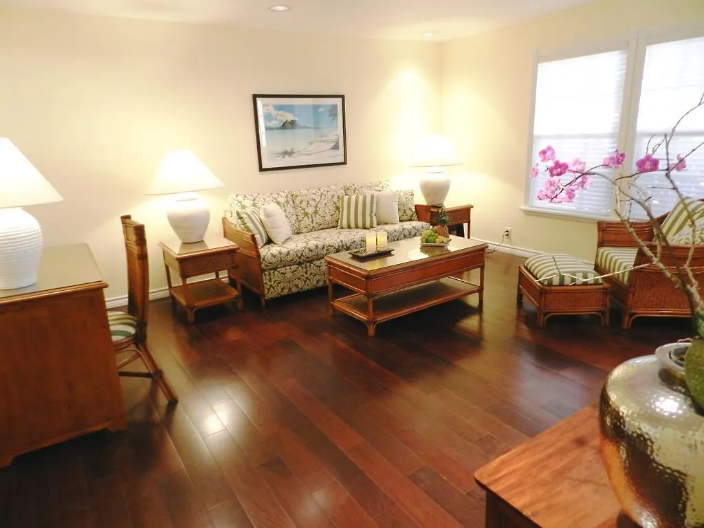 Ohia Kona Estates - An All Suites B&B カラオア